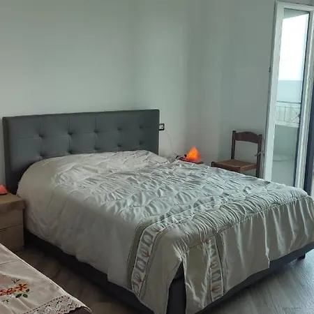 Bed & Breakfast Grounded To Earth -Bed And Breakfast Siderno